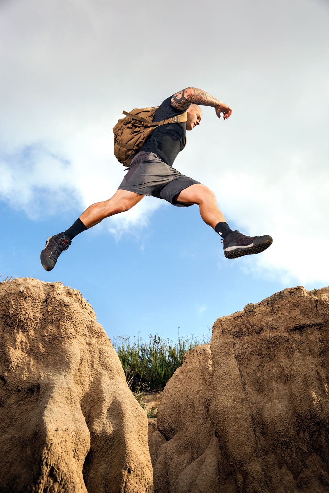 MensHealth_Rucking_04